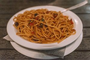Pasta al Olio (no parmesan) at Pizza Amici in Thasos