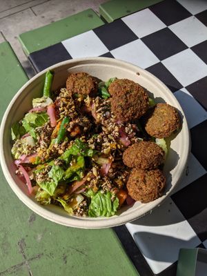My bowl with falafel at Fafelle in Stockholm