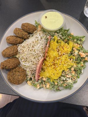 California Bowl at Fafelle in Stockholm