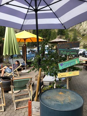 cozy outdoor area at Pappaloù in Silvaplana