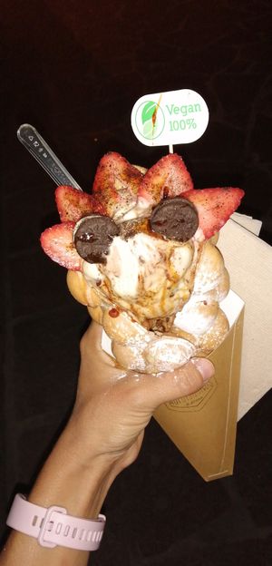 Mordisquitos con helado at Mordisquitos Cafe in Tenerife