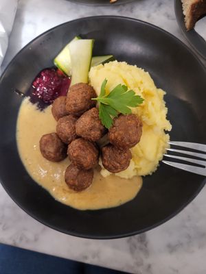 meatballs at Kafé Plattan in Stockholm