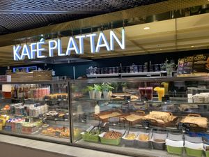 Die Theke des Kafé Plattan  at Kafé Plattan in Stockholm