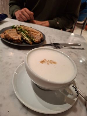 Latte macchiato with potato milk at Kafé Plattan in Stockholm