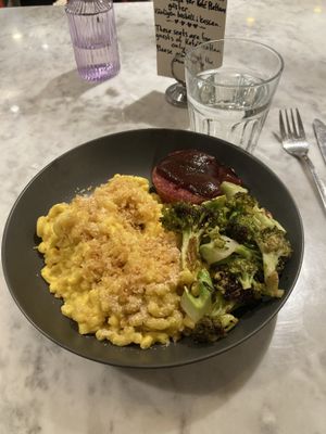 Mac & cheese with juicy marbles  at Kafé Plattan in Stockholm