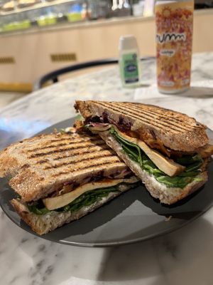 Tofu banh mi   at Kafé Plattan in Stockholm