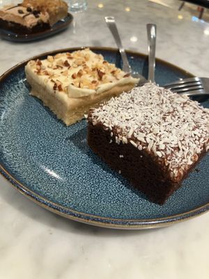 blondie (ok) and kärleksmums (amazing) at Kafé Plattan in Stockholm