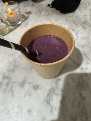 Oat Berry Smoothie  at Kafé Plattan in Stockholm