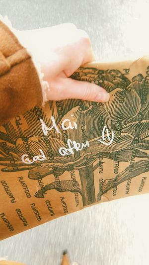 Take-out bag with nice “good evening” message  at Plant Food in Aarhus