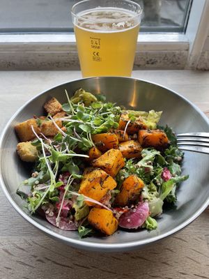 Seasonal bowl- small- it is again one of the delicious and fulfilling meals I have ever had!  #Veganuary at Plant Food in Aarhus