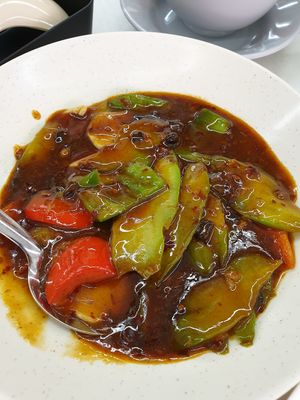 Bitter gourd with black bean paste at Su Wei 素味小厨 in Central Singapore