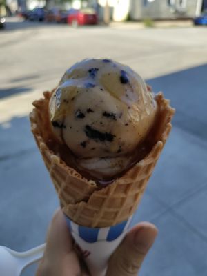 PB Oreo with salted caramel sauce at Like No Udder in Providence