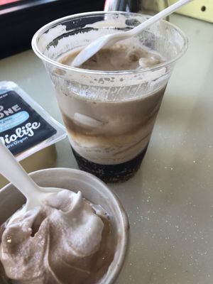 Root Beer Float, soft serve and the only retailer of Violife I can find! Best  at Like No Udder in Providence