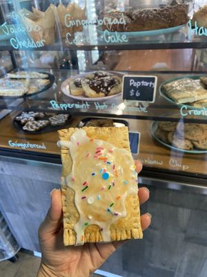 Mixed berry pop tart  at Baked Vegan Sweets in Long Beach