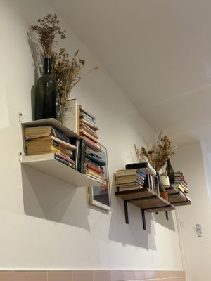   at Ola's Café in Paris