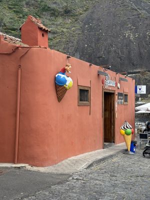   at Heladeria El Abuelo in Tenerife