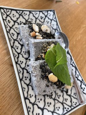 Sesameis  at Tonkin in Graz