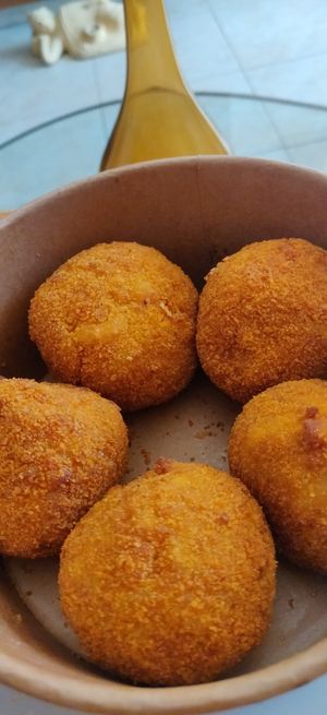 Mac n cheese balls at The Forest in Oroklini