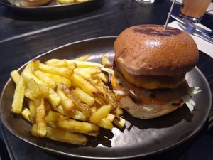 Blind date at Vrutal - Poblenou in Barcelona