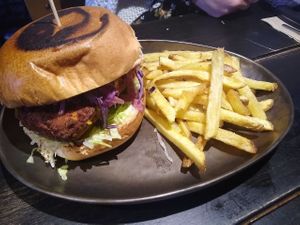 Chiken burger at Vrutal - Poblenou in Barcelona