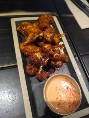 Coliflower wings at Vrutal - Poblenou in Barcelona