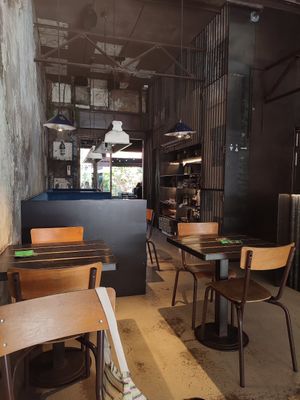 Local at Vrutal - Poblenou in Barcelona