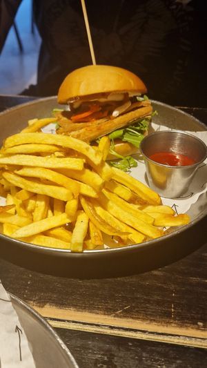 Asian vurger at Vrutal - Poblenou in Barcelona