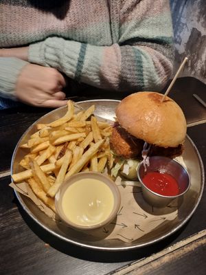 Hamburguesa de alitas #Veganuary at Vrutal - Poblenou in Barcelona