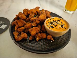 cauliflower wings at Vrutal - Poblenou in Barcelona