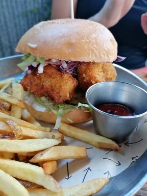 Chicken burger at Vrutal - Poblenou in Barcelona