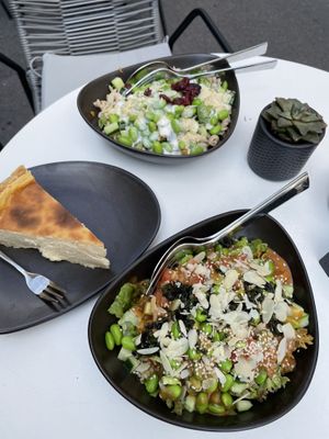 Protein cheese cake, self mixed bowl and Caesar chicken bowl   at Yuícery - Ehrenstraße in Cologne