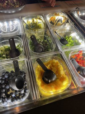 Choices   at Yuícery - Ehrenstraße in Cologne