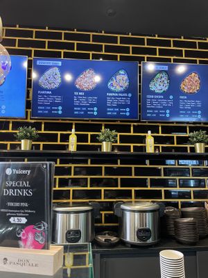 Menu  at Yuícery - Ehrenstraße in Cologne