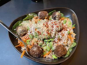 Meatless meatball bowl  at Yuícery - Ehrenstraße in Cologne