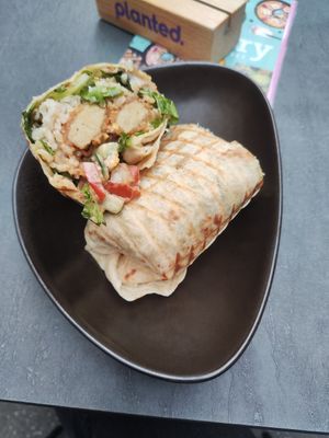 Chicken wrap at Yuícery - Ehrenstraße in Cologne