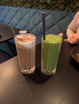 Pumpkin Spice Latte, Smoothie at Yuícery - Ehrenstraße in Cologne