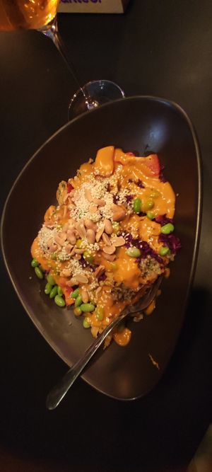 Thai Bowl at Yuícery - Ehrenstraße in Cologne