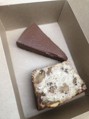 chocolate/apple cake and banana bread at Café Kuko in Munich