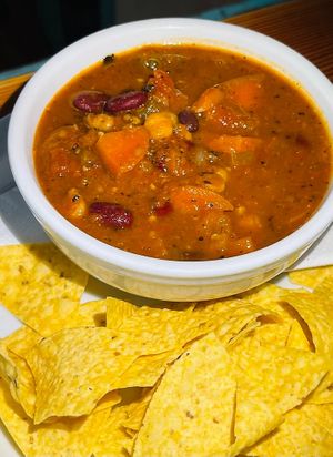 Vegan Chili at Mudsharks Coffee Bar in Courtenay