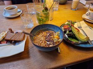 Banana bread, salted caramel bowl and avocado bread at Mi Chiamo Cafe in Esslingen