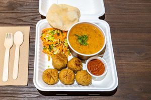 Dal Batti  at Twin Flames in Ellenbrook