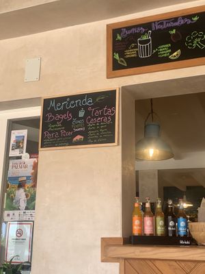 Menú para desayunos y meriendas  at A-Frame Oasis in El Palmar De Vejer