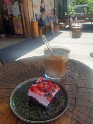 The Sweet Vegan at Etyok Vegan Kebab in Nuremberg