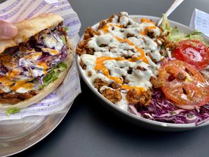 kebab pita & kebab plate at Etyok Vegan Kebab in Nuremberg