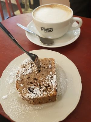 Banana bread at Café Fräulein in Munich