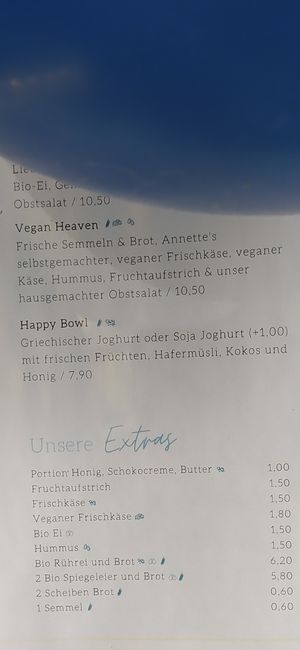 vegan brekkie on menu at Oh Happy Café in Munich