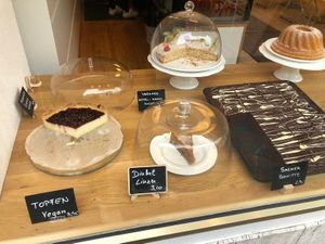 Kuchen-Auswahl 1 at Verenas in Innsbruck