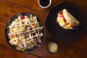 vegan bau ban at Hot Mamma's Dog in Glyfada