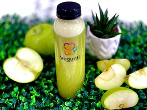 Apple Juice at Vegunti in Morganville