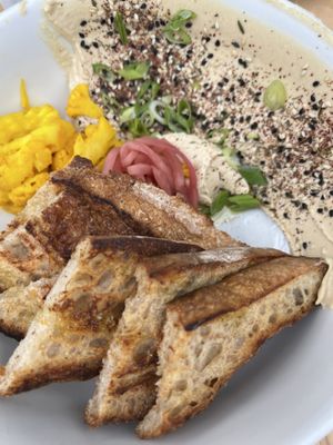 hummus plate  at Heirloom Market at Comstock Ferre in Wethersfield